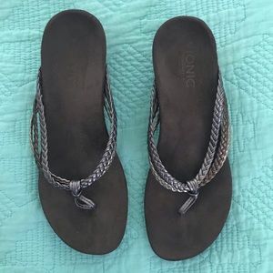 Vionic NWT braided strap wedge sandal